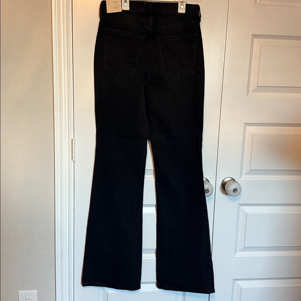 Universal Thread High Rise- Flared Jeans - Picture 8 of 8